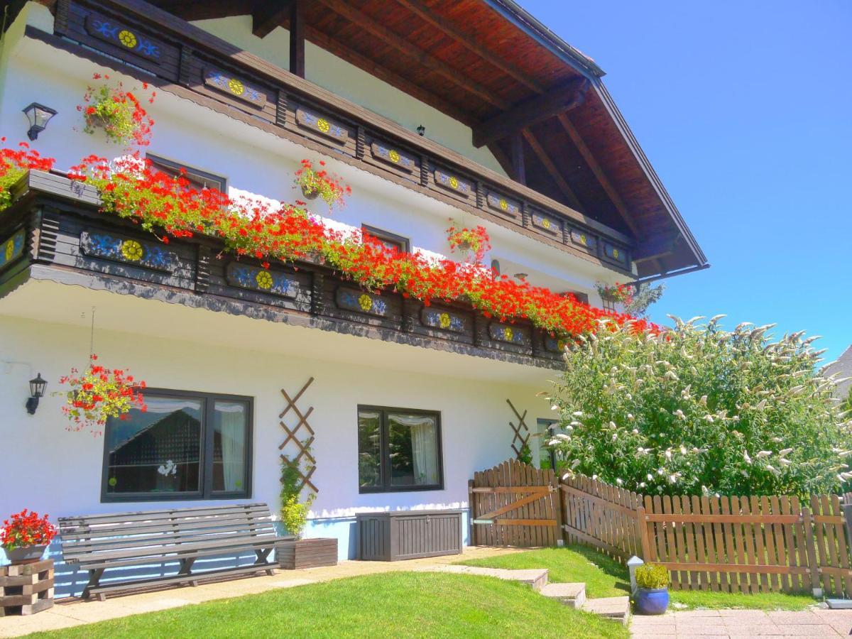 Apartamento Haus Bellevue Sankt Michael im Lungau Exterior foto
